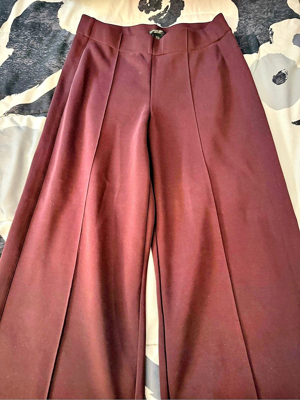 Christian Siriano Wide Leg Pants in Purple Size Medium Like New